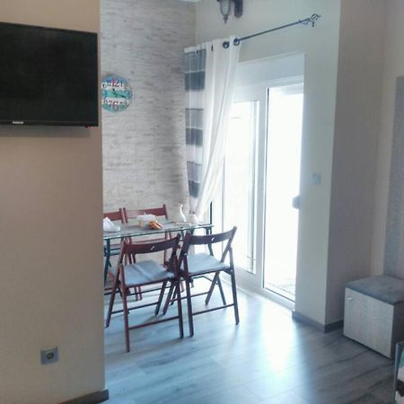 Petro'S Apartment Korce Buitenkant foto